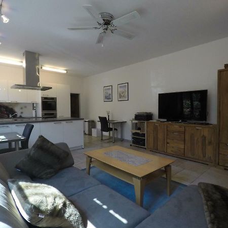 Ferienwohnung Auf Dem Sturmhof Grefrath Esterno foto